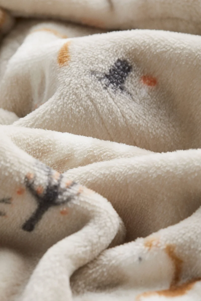 اتش اند ام روب من الفليس